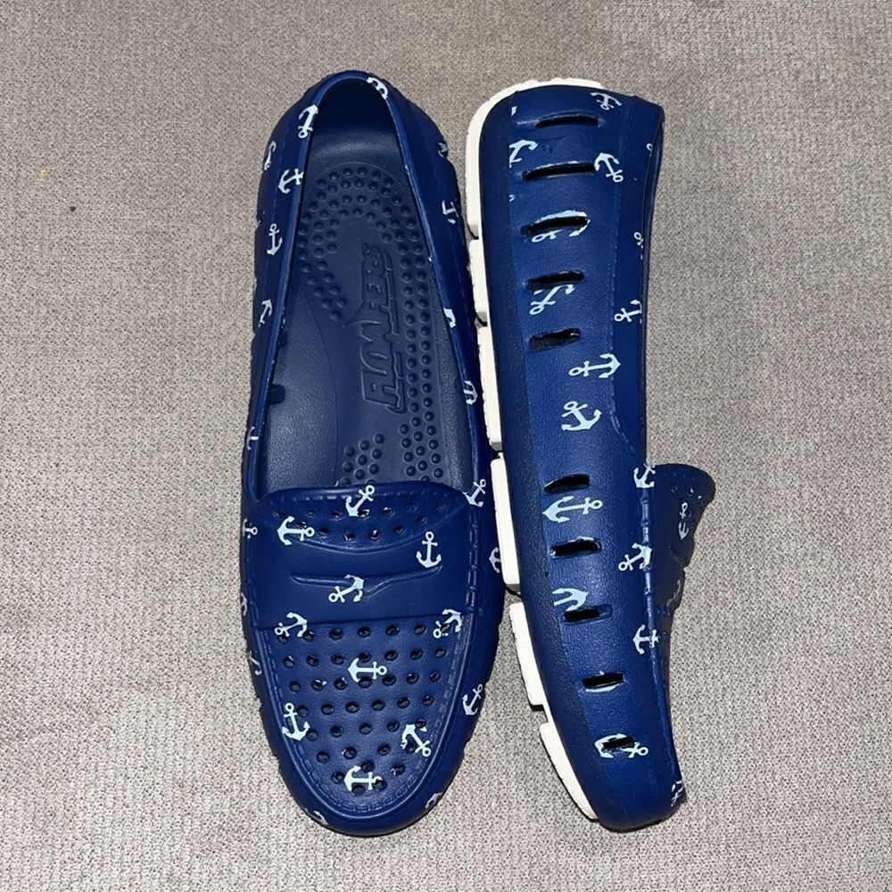 Floafers navy blue boat shoes